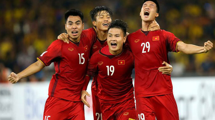 Hempaskan Malaysia di Final AFF Suzuki Cup 2018, Vietnam ...